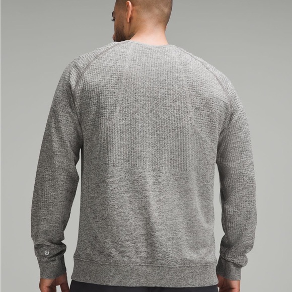 Engineered Warmth Long-Sleeve Crew - Picture 2 of 3